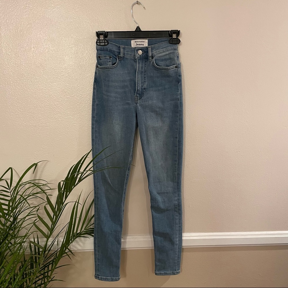 Reformation High and Skinny Crops in “Barbados” Size 23 - Picture 3 of 7